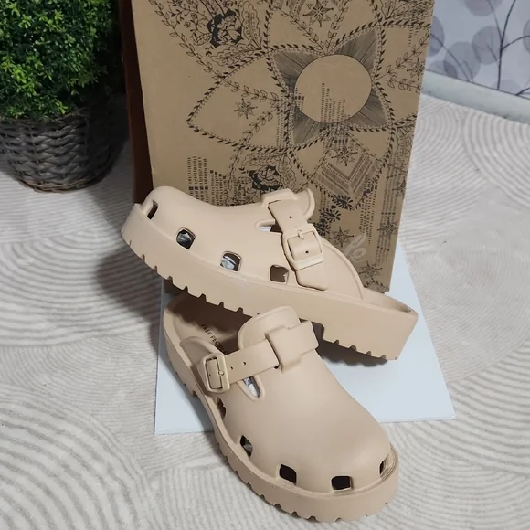 Free People Karlie Buckle Clog - Picture 4 of 9